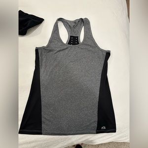 Women’s active tank